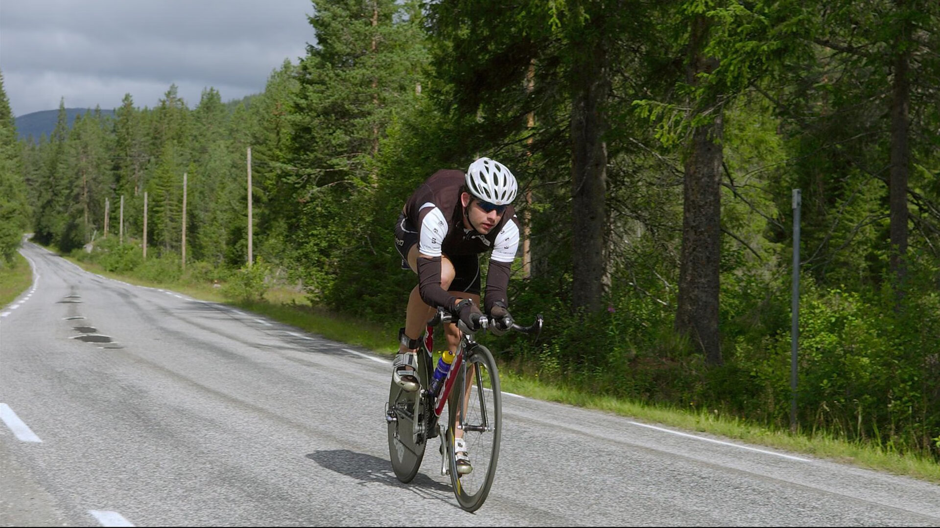 保利斯塔战术配合日趋成熟，巴西保利斯塔锦标赛篮球